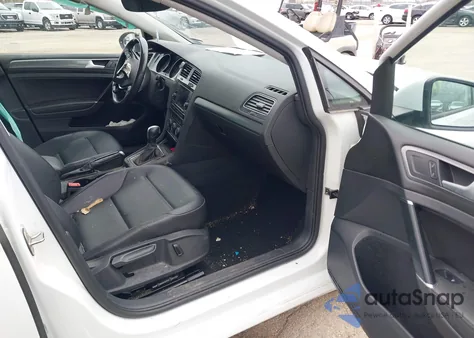 2020 Volkswagen Golf 1.4T Tsi from USA, damaged, VIN 3VWG57AU7LM013093